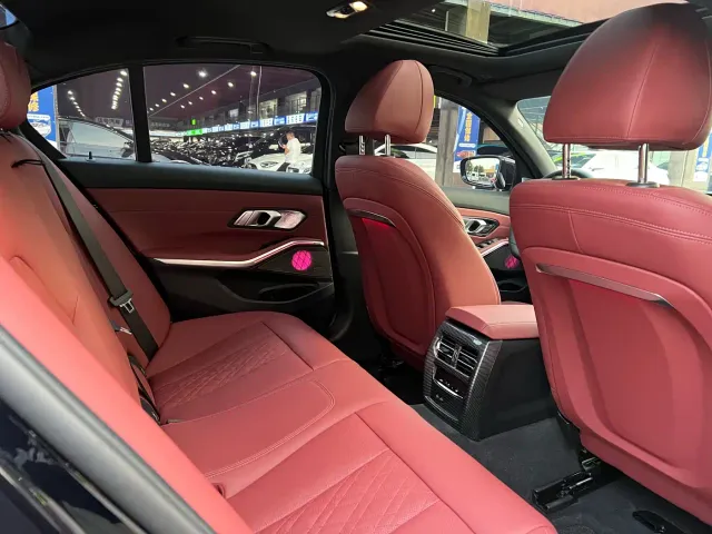 BMW 3 Series — Фото автомобиля 14