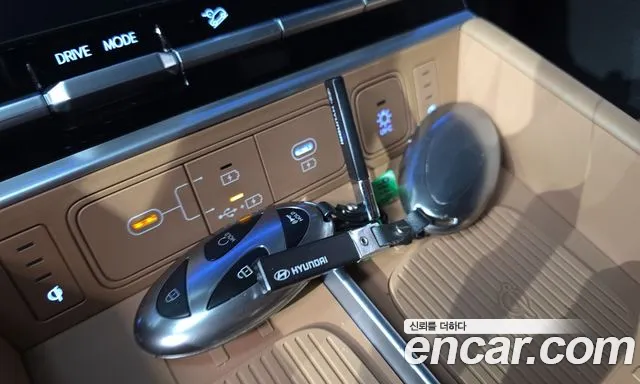 Hyundai Santa Fe MX5 — Фото автомобиля 23