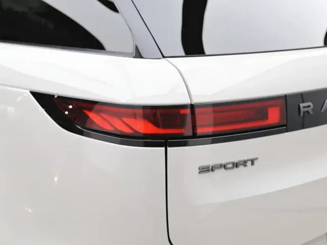 Land Rover Range Rover Sport — Фото автомобиля 27