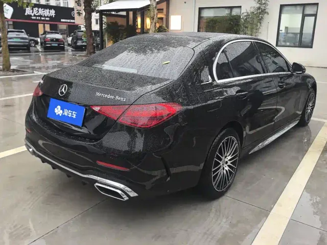Mercedes-Benz C-Class — Фото автомобиля 3