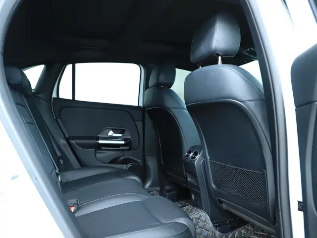 Mercedes-Benz GLA-Class — Фото автомобиля 18