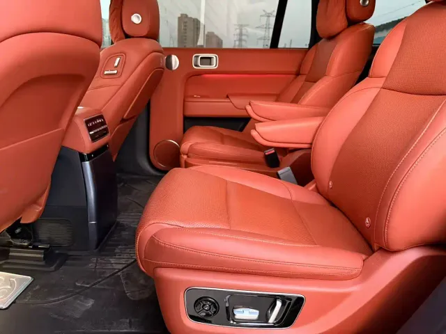 Li Auto L9 — Фото автомобиля 6