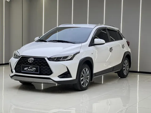Фотография автомобиля — Toyota YARiS L Zhi Xuan
