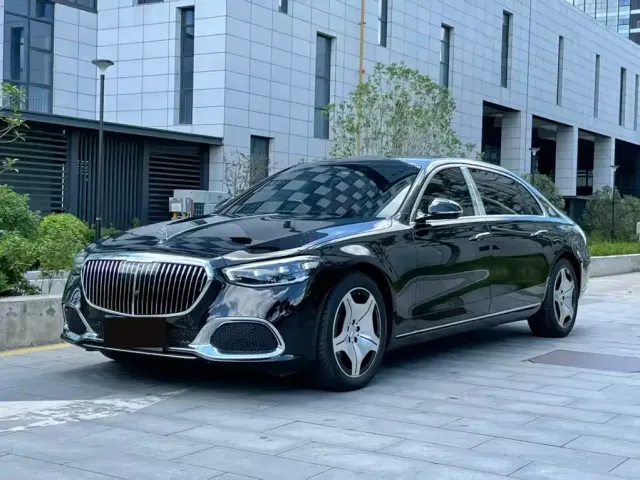Фотография автомобиля — Mercedes-Benz Maybach S-Class