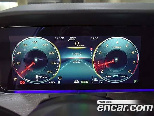 Mercedes-Benz E-Class — Фото автомобиля 4
