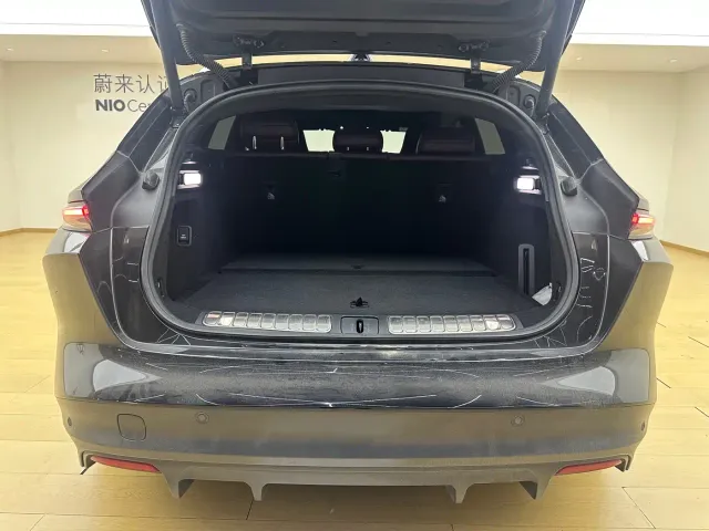 Nio ET5 Touring — Фото автомобиля 19