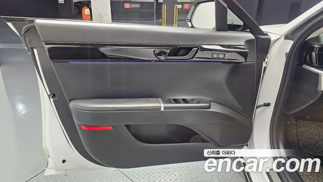 Hyundai Grandeur GN7 — Фото автомобиля 13