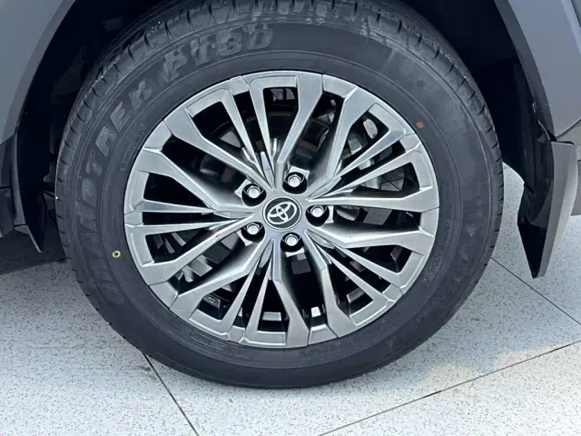 Toyota Wildlander — Фото автомобиля 6