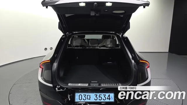 Kia EV6 — Фото автомобиля 18