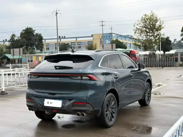 Forthing T5 Evo — Фото автомобиля 5