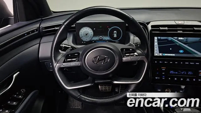 Hyundai Tucson Tucson (NX4) Бензин 1.6 турбо 2WD — Фото автомобиля 12