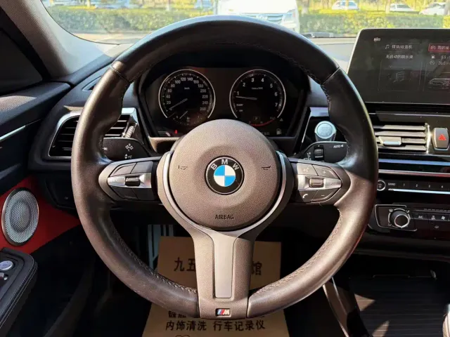 BMW 1 Series — Фото автомобиля 13