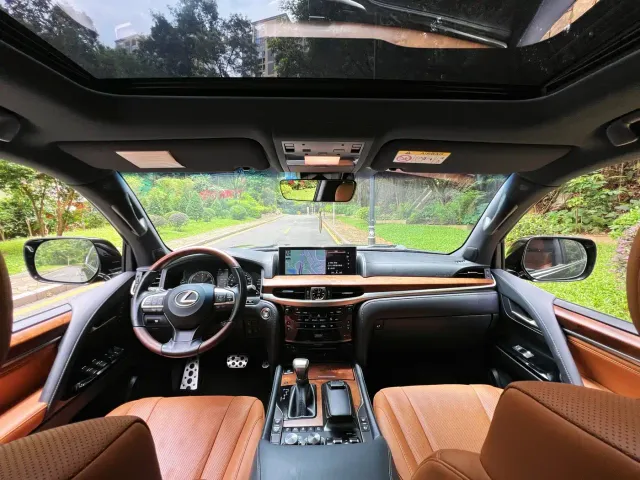 Lexus LX — Фото автомобиля 4