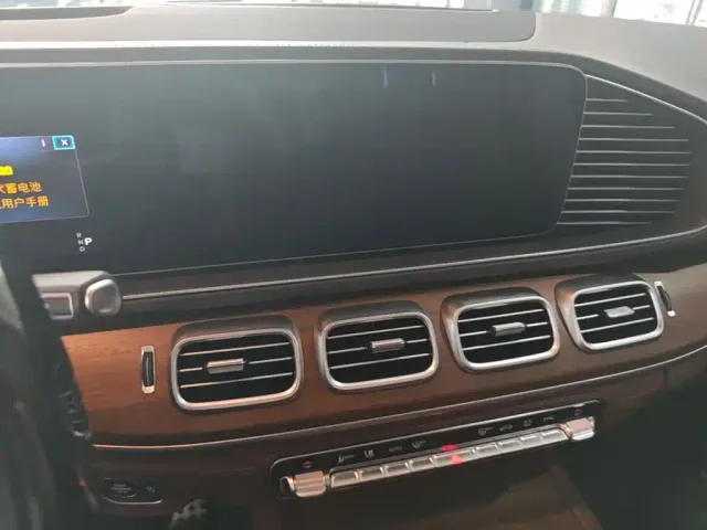 Mercedes-Benz GLS-Class — Фото автомобиля 17