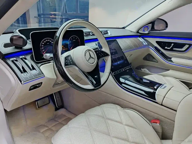 Mercedes-Benz Maybach S-Class — Фото автомобиля 14
