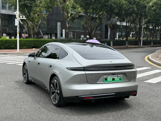 Nio ET5 — Фото автомобиля 9