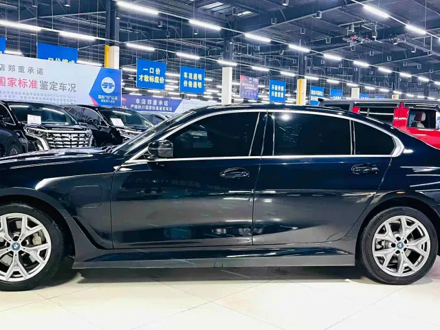 BMW i3 — Фото автомобиля 5