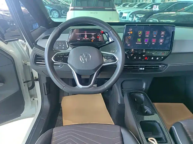 Volkswagen ID.3 — Фото автомобиля 10