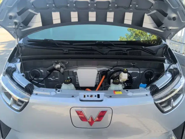 Wuling Yangguang — Фото автомобиля 19