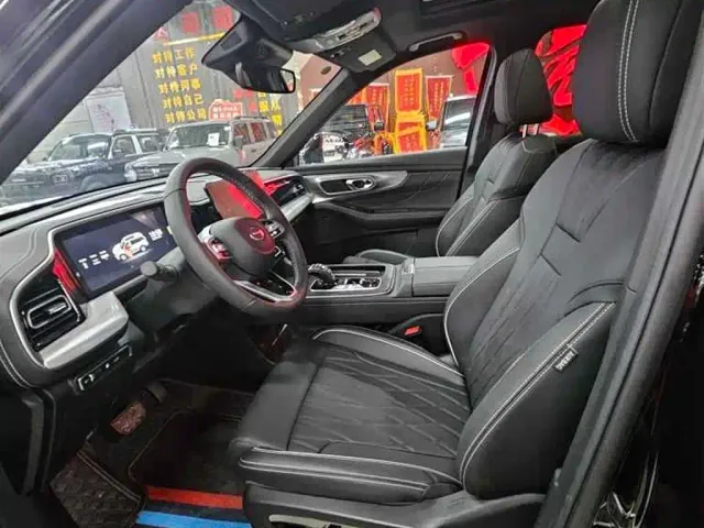 GAC Trumpchi GS8 — Фото автомобиля 6