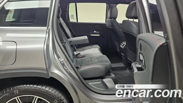 Mercedes-Benz EQB — Фото автомобиля 12