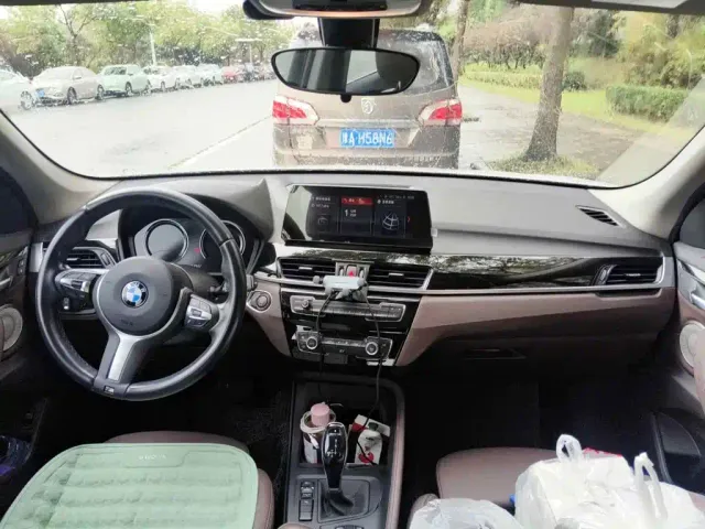 BMW X1 — Фото автомобиля 12