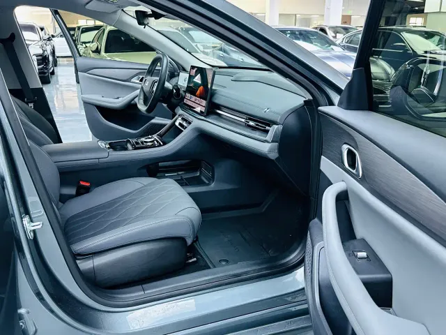 Geely Galaxy A7 — Фото автомобиля 6