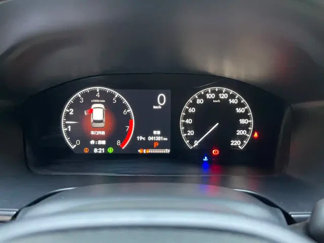 Honda CR-V — Фото автомобиля 15