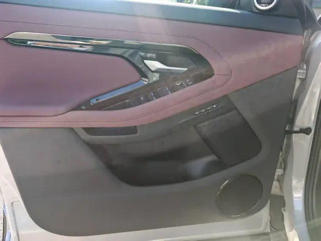 Land Rover Range Rover Evoque — Фото автомобиля 7