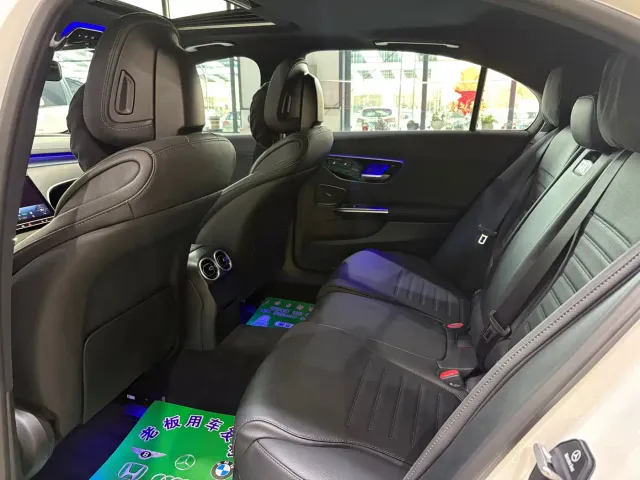 Mercedes-Benz C-Class — Фото автомобиля 14