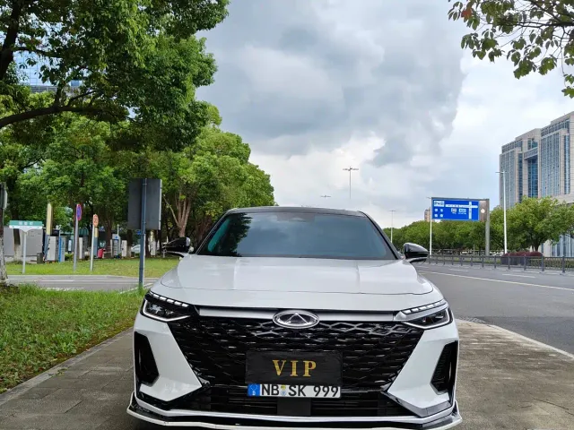 Chery Arrizo 8 — Фото автомобиля 2