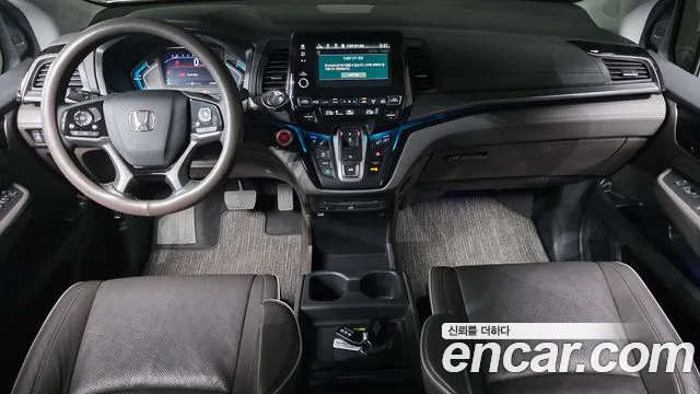 Honda Odyssey — Фото автомобиля 7