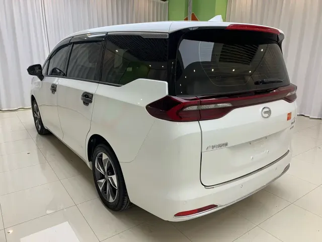 GAC Trumpchi M6 — Фото автомобиля 6