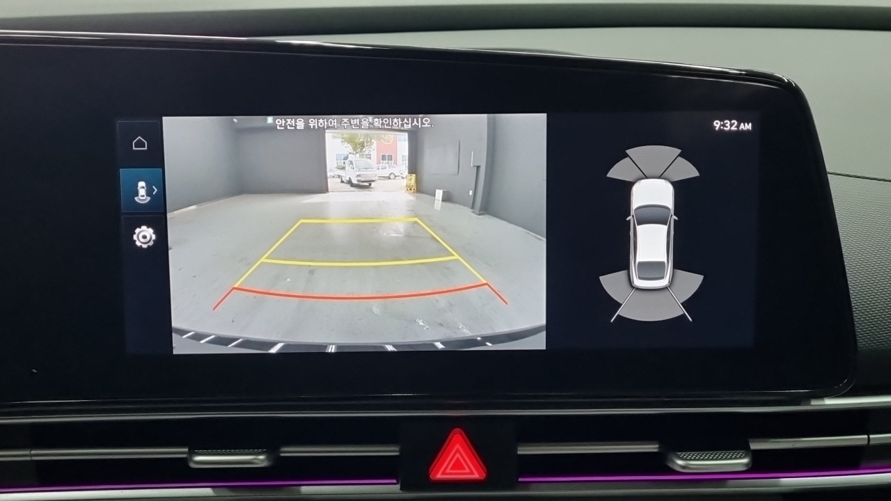 Hyundai Avante CN7 — Фото автомобиля 11