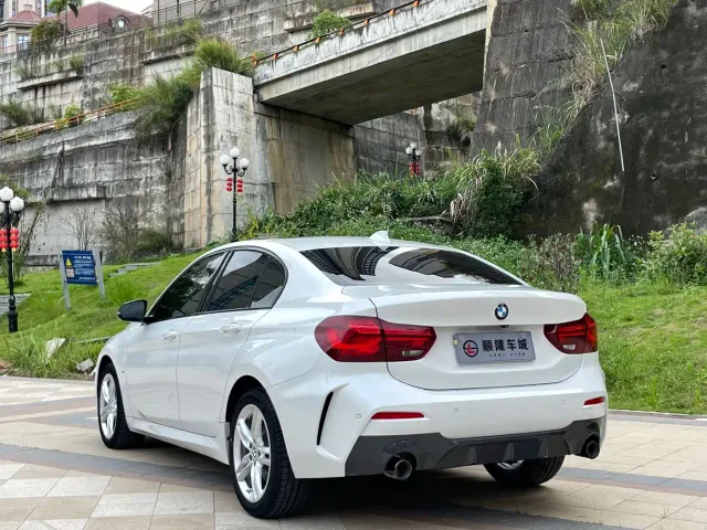 BMW 1 Series — Фото автомобиля 8