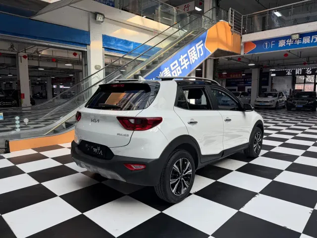 Kia KX1 — Фото автомобиля 6