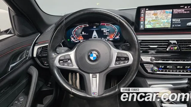 BMW 5 Series G30 — Фото автомобиля 20