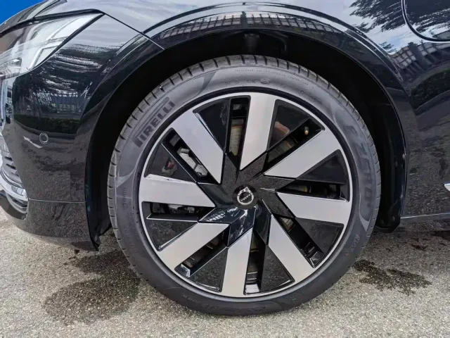 Volvo S90 — Фото автомобиля 15