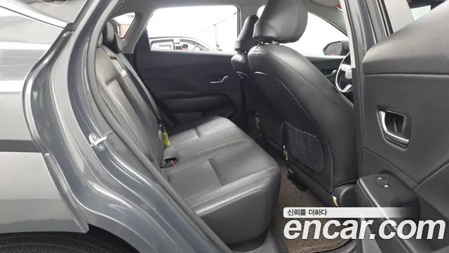 Hyundai Kona — Фото автомобиля 10