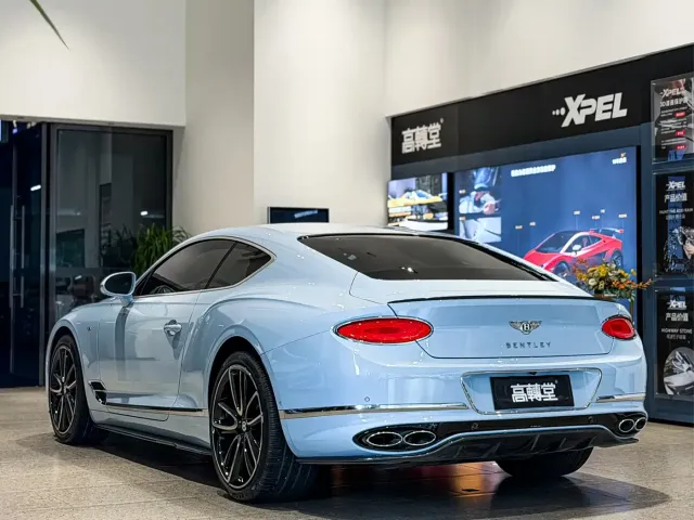 Bentley Continental — Фото автомобиля 14