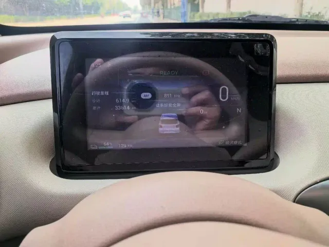 Wuling Hongguang Mini EV — Фото автомобиля 9