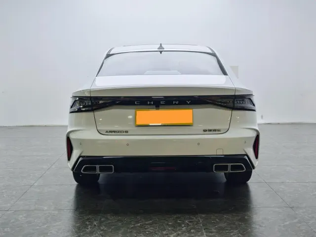 Chery Arrizo 8 — Фото автомобиля 6