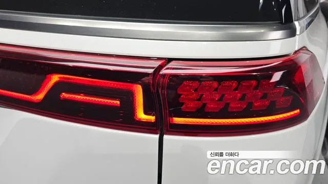 Kia Canival — Фото автомобиля 23
