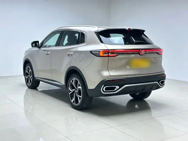 Changan CS55 Plus — Фото автомобиля 4