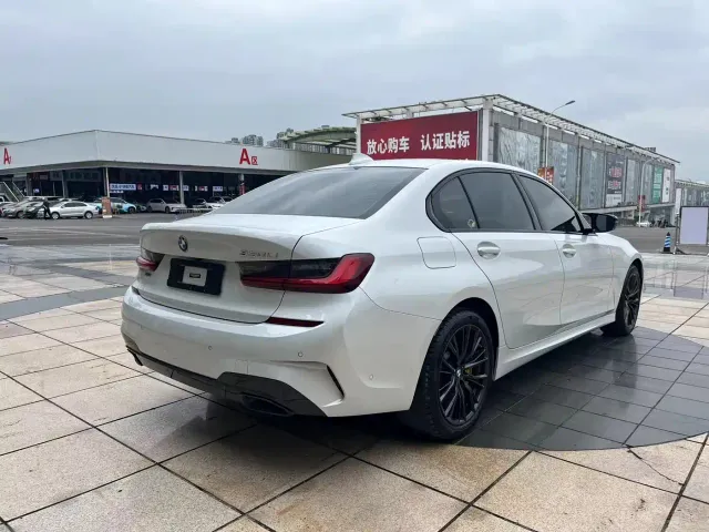 BMW 3 Series — Фото автомобиля 5