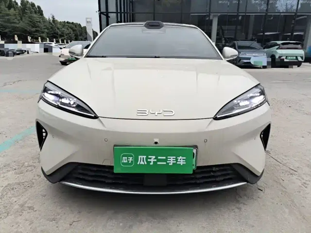 BYD Seal 07 DM-i — Фото автомобиля 2