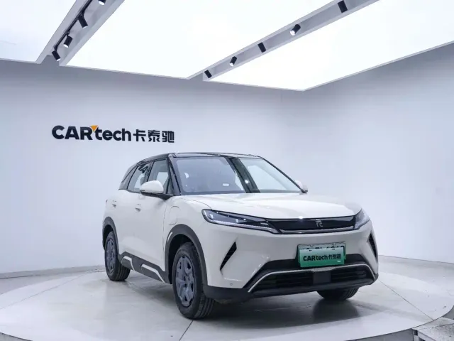 BYD Yuan UP — Фото автомобиля 6