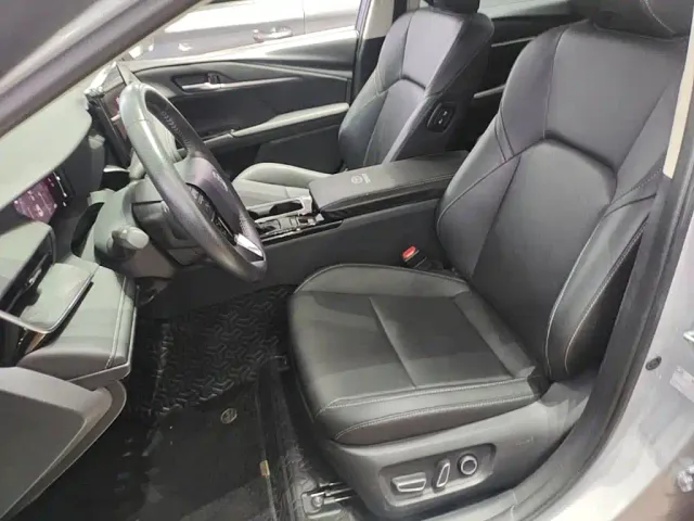 Toyota Camry — Фото автомобиля 14