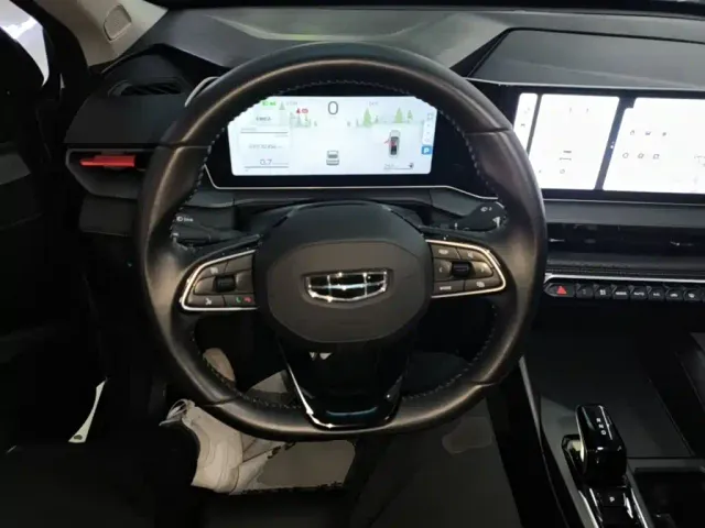Geely Binrui — Фото автомобиля 10