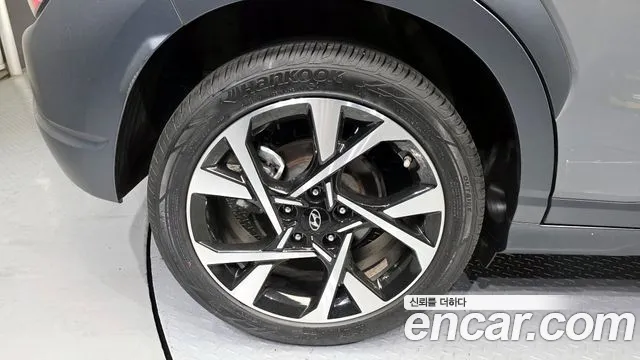 Hyundai Kona Новый Kona Бензин 1.6 турбо 2WD — Фото автомобиля 5